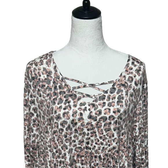 Ruby Rd Top Womens XL Pink Gray Metallic Studded Animal Print 3/4 Sleeve NWT - Picture 1 of 10